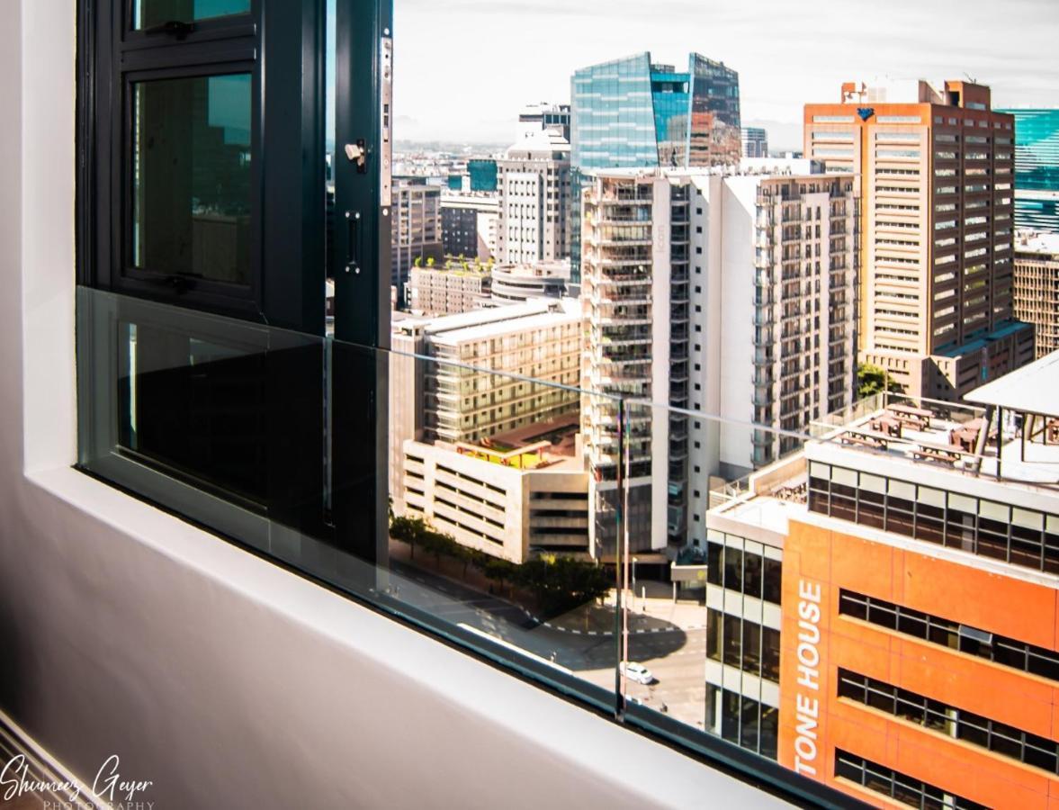 16 On Bree Luxury Studio Apartment With City Mountain Sea Views Cape Town Dış mekan fotoğraf