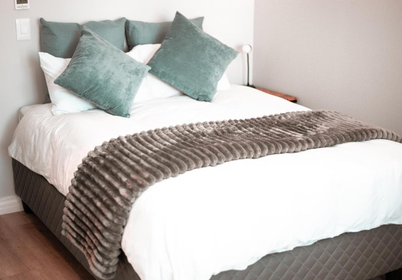 16 On Bree Luxury Studio Apartment With City Mountain Sea Views Cape Town Dış mekan fotoğraf