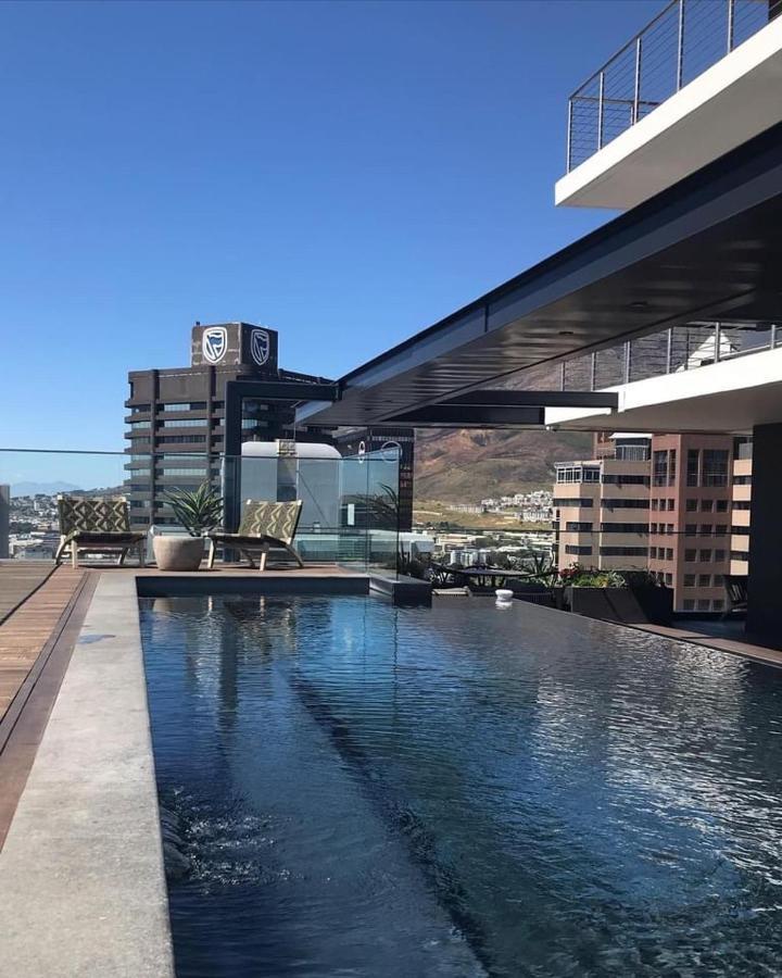 16 On Bree Luxury Studio Apartment With City Mountain Sea Views Cape Town Dış mekan fotoğraf